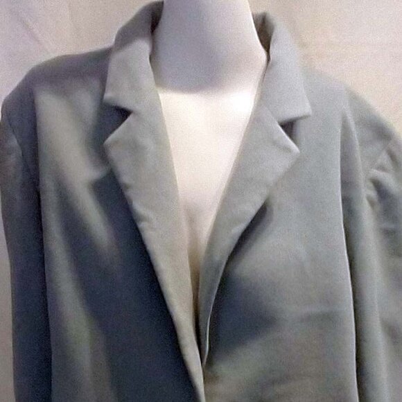 Soft 70% wool blue jacket or blazer, Size 12 - Picture 3 of 6